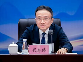 下定決心，走出瀘州發(fā)展 ——興瀘集團(tuán)召開2024年度總結(jié)表彰會